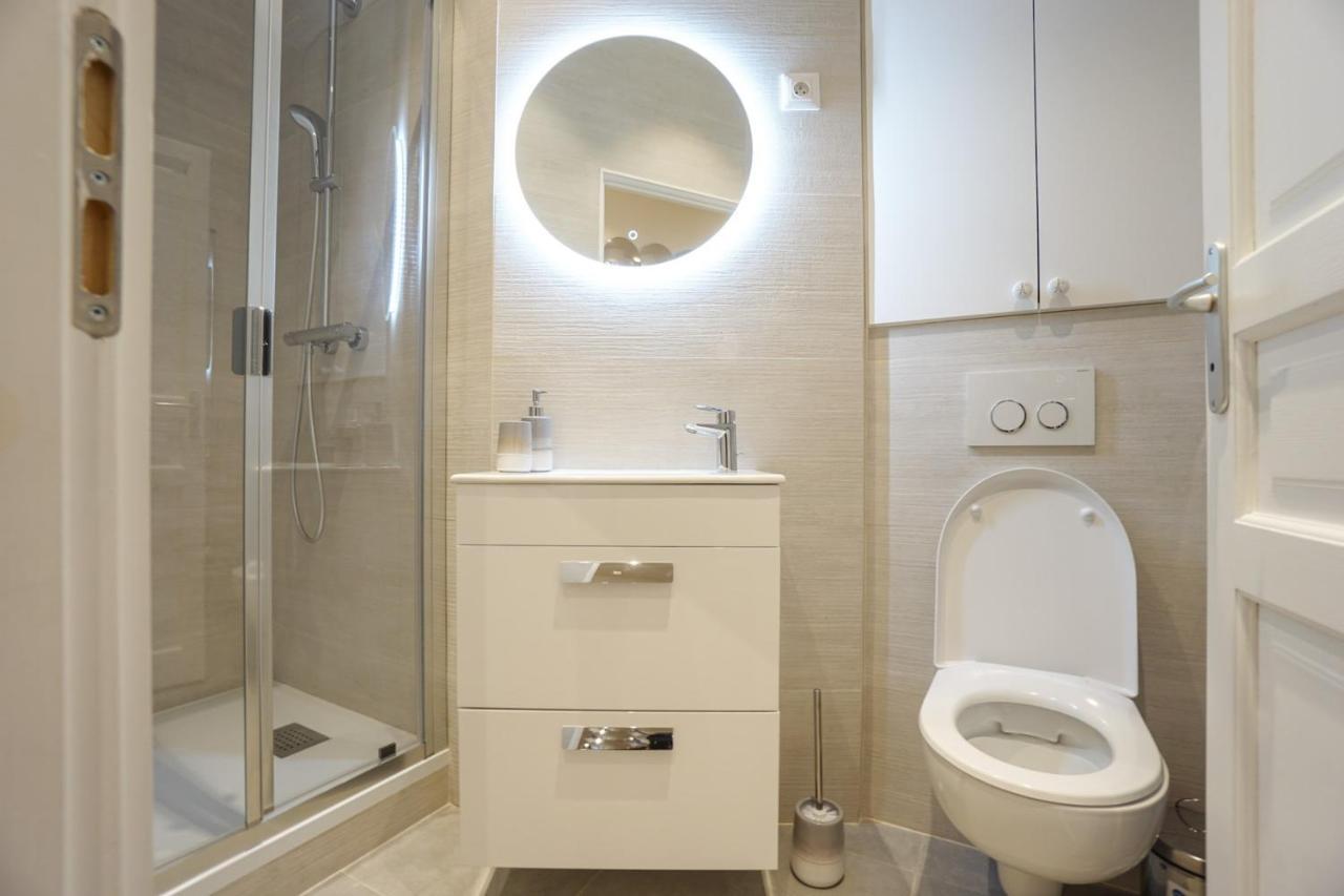 Appartamento Large Flat At 2 Steps From The Eiffel Tower Parigi